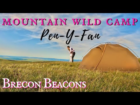 886m PEN Y FAN MOUNTAIN CAMP - Summit Wild Camping in the Brecon Beacons UK