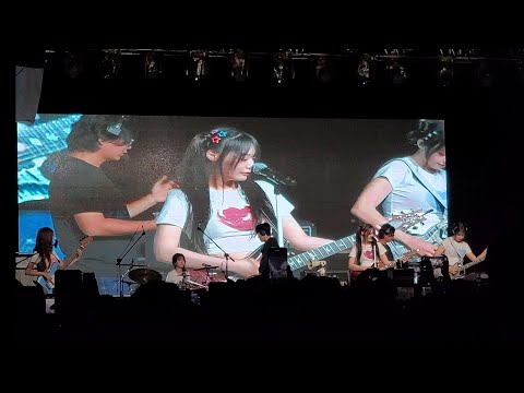 [8K Full] QWER-서울시립대학교 축제 250520 풀영상