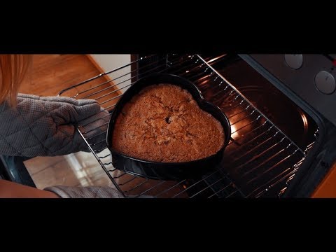 Baking a Cake! (A Cinematic B-Roll Video)