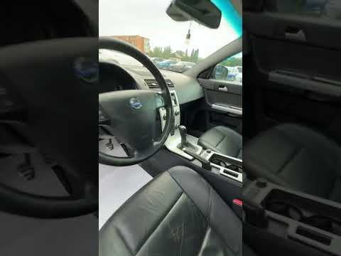 фото volvo v50 i рестайлинг 0