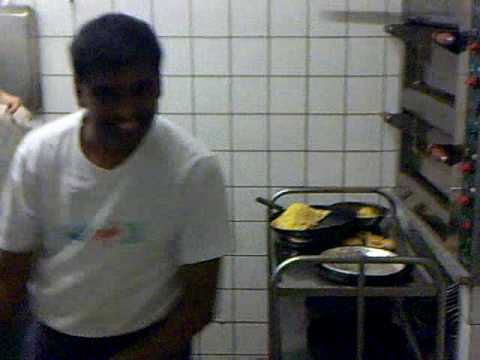 kumpel aus sri lanka von Mergim Mavraj profi aus Vfl Bochum =)