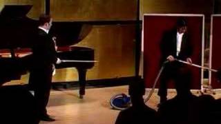 IGUDESMAN & JOO - Riverdancing Violinist