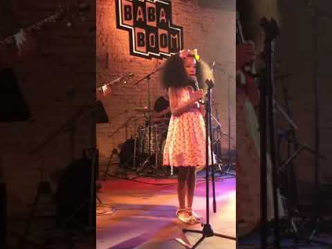 7 years old girl singing "My Boy Lollipop" Millie Small Live Show