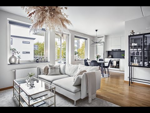 Ljus 1,5:a med sovalkov och balkong i öster!