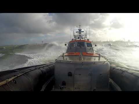 KNRM NNW 6 Beaufort, even naar buiten