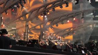 Handle With Care   Jeff Lynne&#39;s ELO   Wembley 2017 *LIVE* FRONT ROW *4K HD*