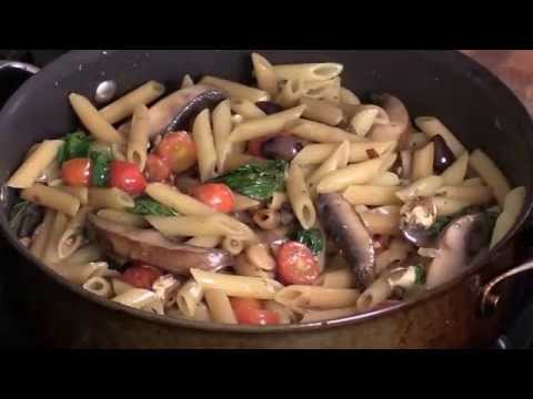 Tomato Basil Penne Pasta With Garlic And Ginger-Eu