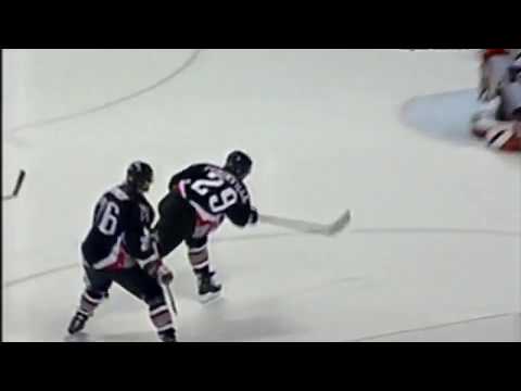 Jason Pominville Goal - Game 2, 2006 ECQF Sabres vs. Flyers