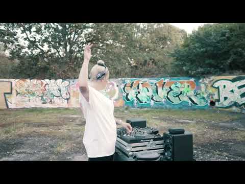 Jess Bays: Graffiti Grooves Stream