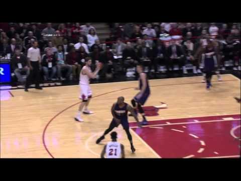Pau Gasol hook over Alex Len