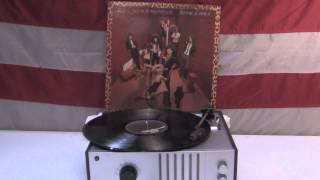 REO Speedwagon - Nine Lives - Side A - Track 1 - Heavy On Your Love (1979)
