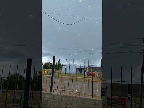 se biene el agua por Rio Mayo Chubut Argentina