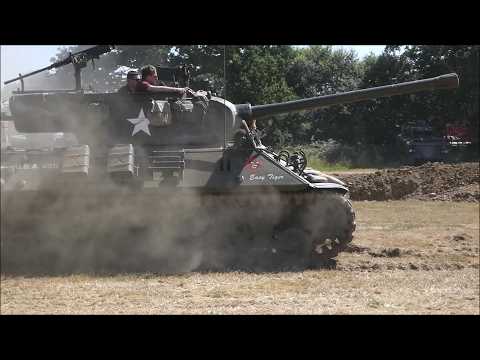 M36 Jackson Tank Destroyer running (Friday), in the dust, at the Capel Military Show 2025