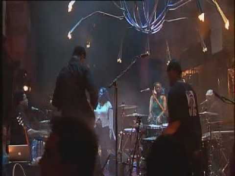 Angie Stone - We Got the Funk