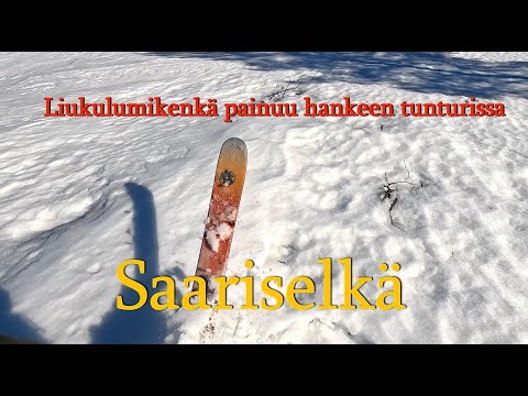 Saariselkä: Liukulumikenkä painuu hankeen Iisakkipää tunturilla