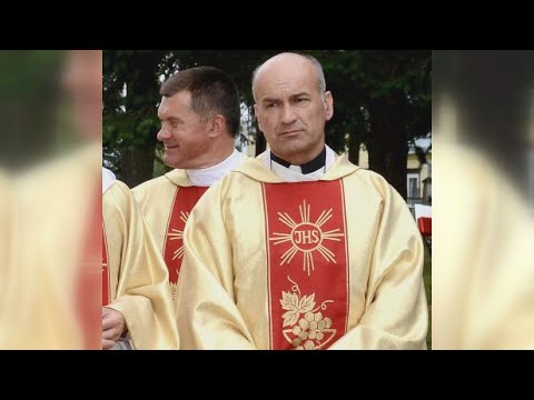 Kleboną pasivijo kaltinimai: vietiniai sako, kad jo veikla prasilenkia su Dievu