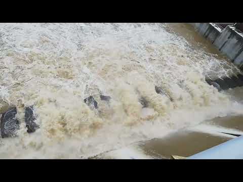 Zapora Porąbka Zrzut wody