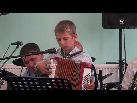 Întâlnirea Cântăreților -Vălani de Pomezeu -Bihor *Marius -Inima mie gata să-ți cânte domnul meu*