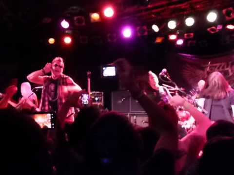 Fozzy Spiders in My Mouth the Roxy. Hollywood CA.