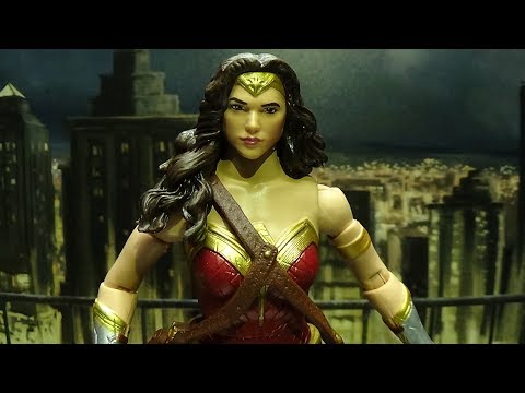 Batman Reviews DC Multiverse Justice League WONDER WOMAN