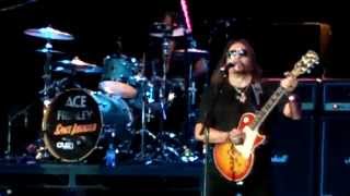 ace frehley (breakout)