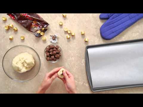 HERSHEY'S - Recipes - Hidden ROLO Cookies