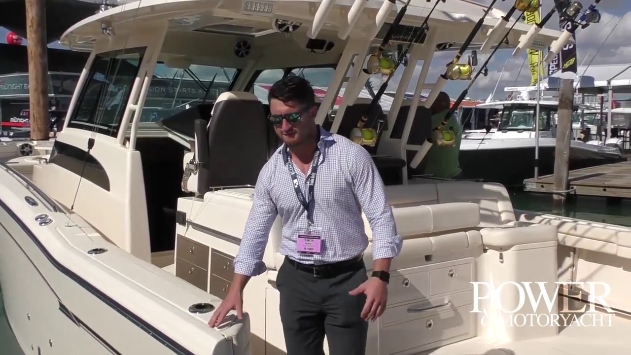 First Look: Grady White Canyon 456