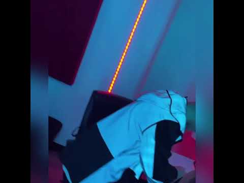 Desahogo @tutupr_ ft @nayleenpr