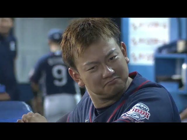 「中断中でもファンを楽しませます」 ライオンズ・森がカメラに向かって 2015/9/6 M-L