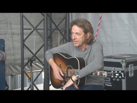 Dominic Miller -Sting's long-time guitarist sits down for a very candid interview with DH & T's.