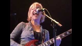 Tanya Donelly - Low Red Moon + Dusted (Live @ Islington Assembly Hall, London, 25/09/14)