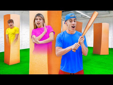 JUGANDO A LAS ESCONDIDAS EN CAJAS DE CARTON !!