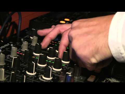 Ian Kenzof @ Mix Club