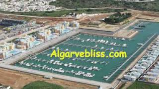 preview picture of video 'Luxury apartment to rent at Orada Apartments, Albufeira Marina, Algarve, Portugal'