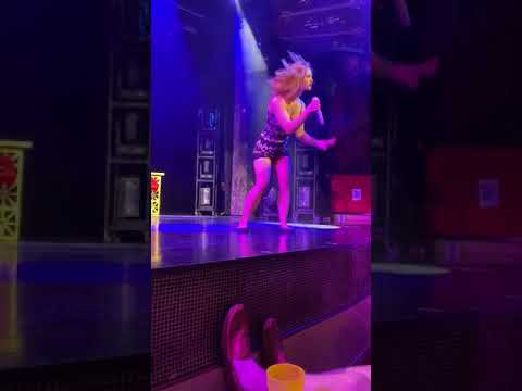 trim 195AE334 BBD5 4304 9562 FFE737AC86EE