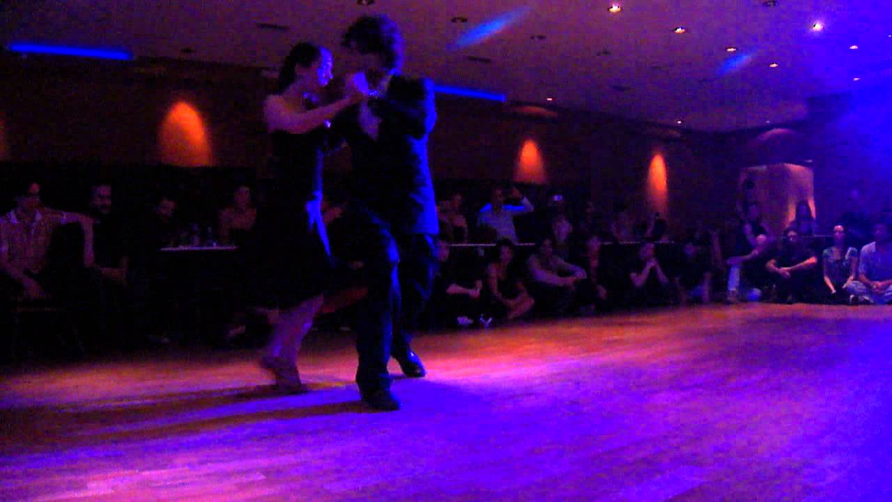 (2) Federico Naveira & Ines Muzzopappa - El Yeite Tango Club