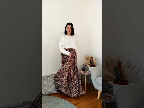 Satin skirt in animal print