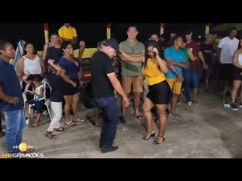 Os Solitários ao vivo no Bar do Chapéu  Chã de Pitombeira Limoeiro-PE.