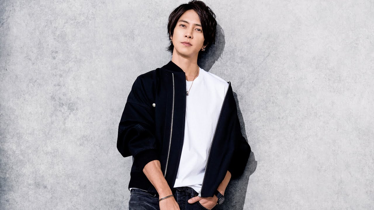 山下智久さんがブルガリの新作メンズ レザーグッズ コレクションの