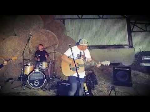 The Buachaills Wedding Band - Shed Sessions Song 2 - Stuck in the Middle with you