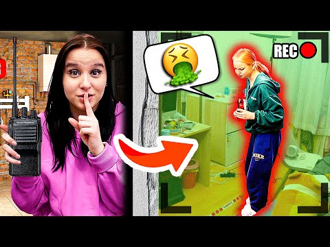 Schwester HEIMLICH im Zimmer BEOBACHTEN 🤫🏡 (mit Hunde-Roboter) - Celina