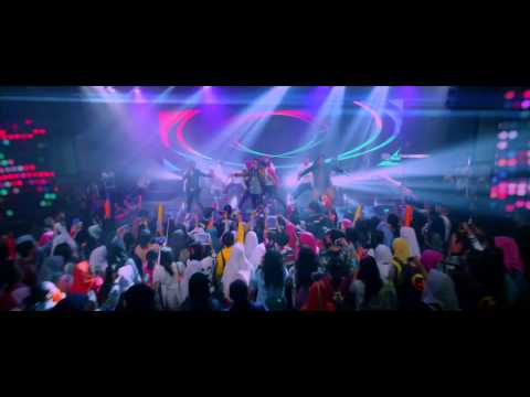 CJR The Movie - CJR performing 'Cuma Kamu'