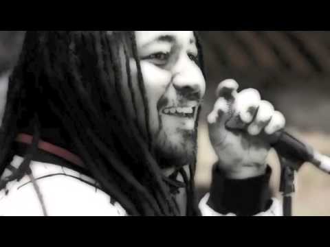 Radikal People feat Onesimo Cristo es la Clave 2014  YouTube 360p