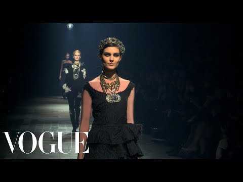 Fashion Show - Fall 2013 Ready-to-Wear: Lanvin