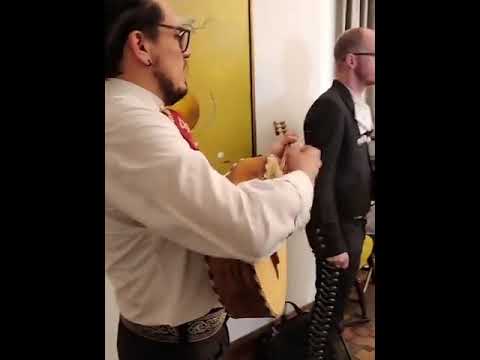 Promotional video thumbnail 3 for Mariachi Cuarteto Tapatio