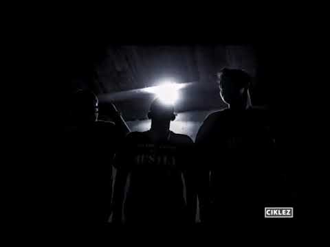 I Wanna Rock // Illaiya Hustlaz