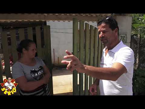 Esgoto invade casa da moradora na Favela do Justinos , e Sabesp diz que é serviço mal feito da Prefeitura e Viviane paga o pato.