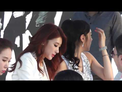130609 Ninemuses Fan Sign Meeting Part3