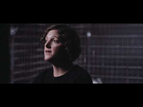 エルカーナ・ピューリッツァー "国家の囚人 "について (Elkhanah Pulitzer On "prisoner of the state")