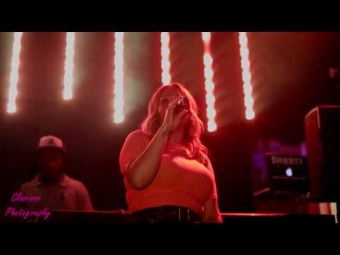 Shola Ama performing at club20 Reading, June 2016